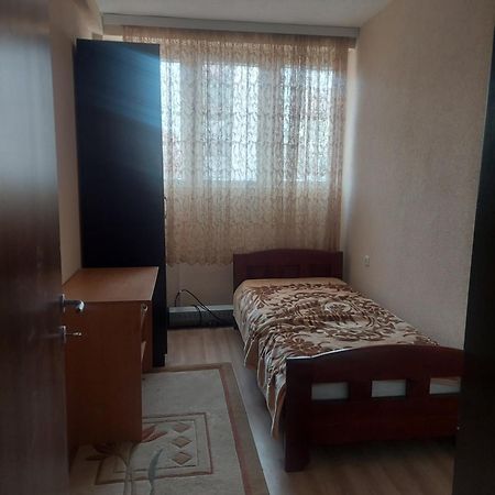 Hana'S Luxury Apartment Skopje Exterior photo